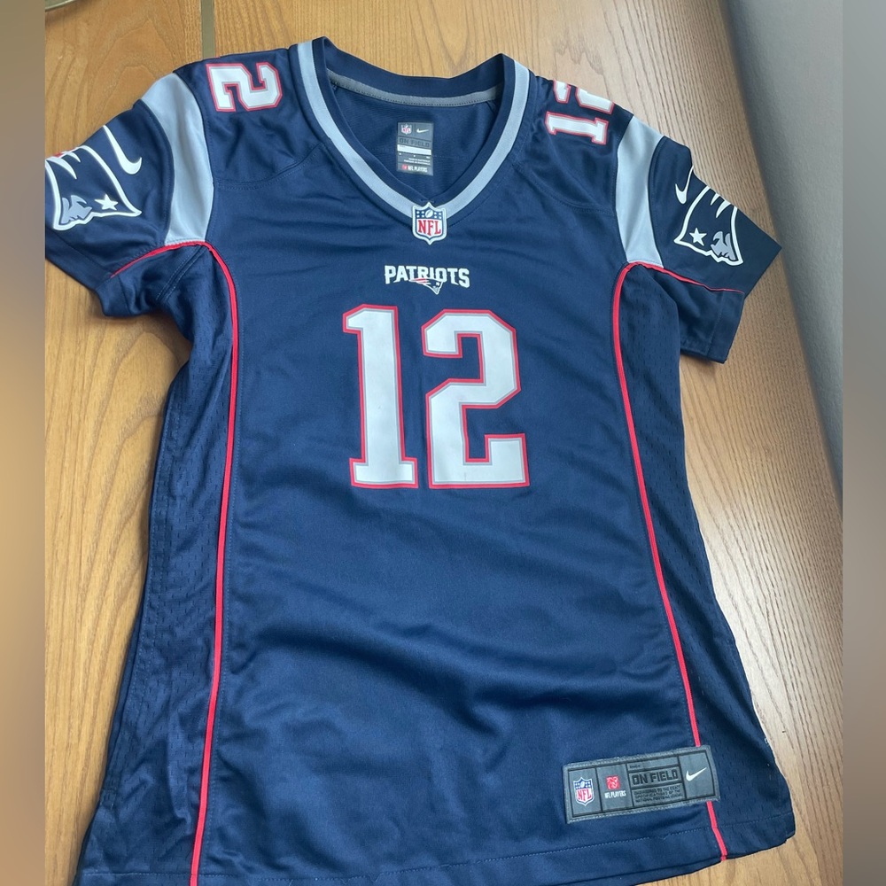 NFL Women's Patriots Navy and Silver Jersey